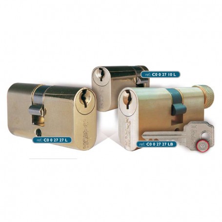 Es el cilindro tradicional OVALADO con llave serreta. Los muelles son en acero inoxidable y los pitones en latón niquelado, y lo